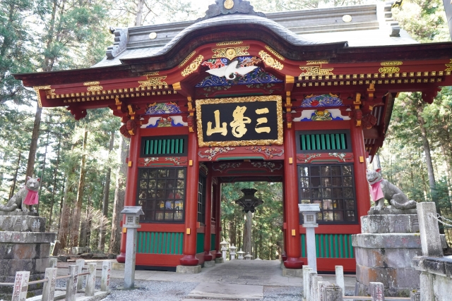 三峰神社