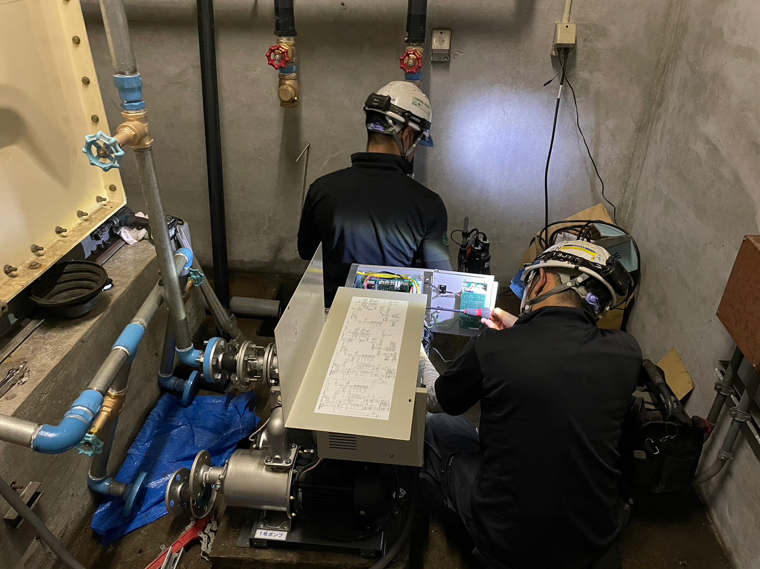 給水ポンプと配管の点検イメージ